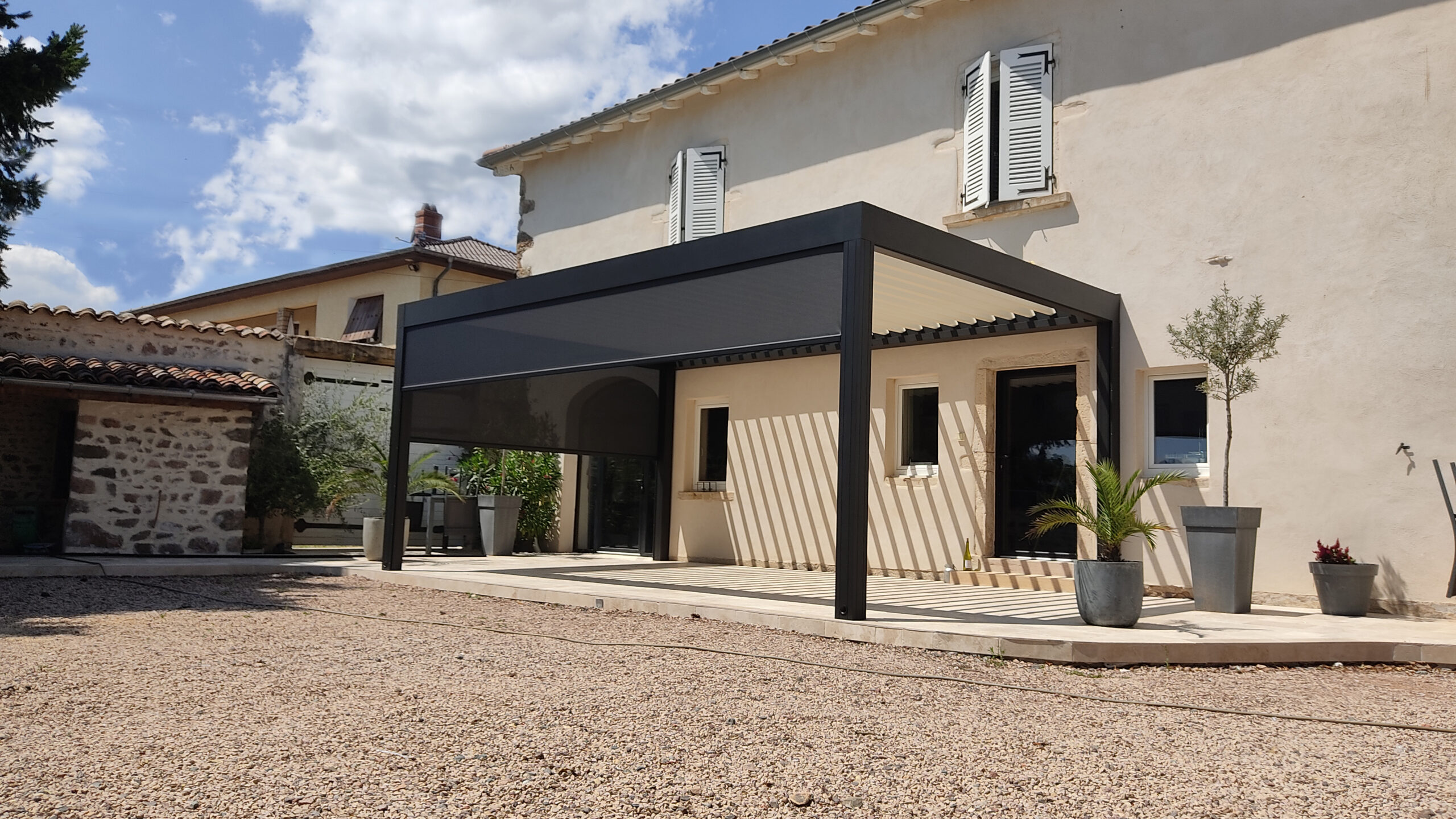 Installation faite à Saint Etienne La Varenne